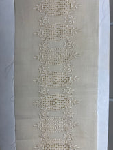 Load image into Gallery viewer, Swiss Lace Embrodery Set